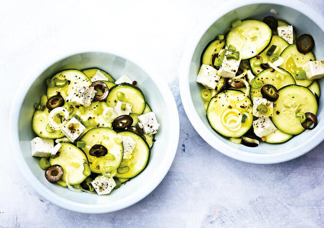 Tupperware Ensalada griega de zucchinis 