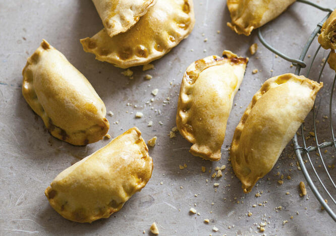 Tupperware Empanadita de Manzana Especiada 