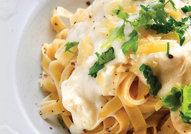 Tupperware Pasta Casera con Salsa Bechamel 