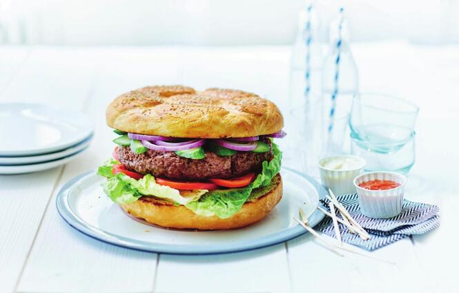 Tupperware "Hamburguesa Futbolera" 